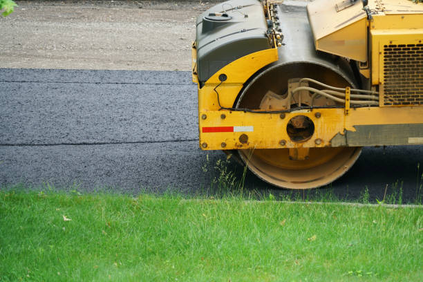 Best Driveway Crack Filling  in Hewlett, NY